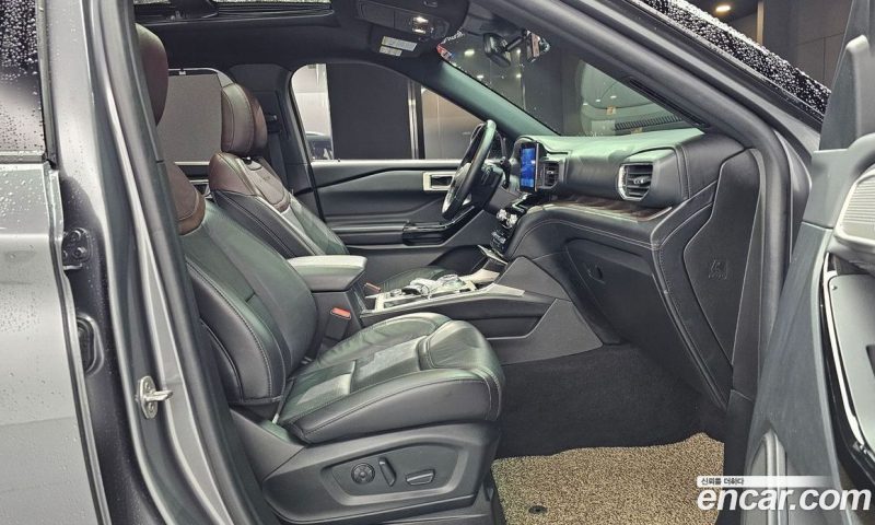Ford Explorer 3.0 Platinum 4WD