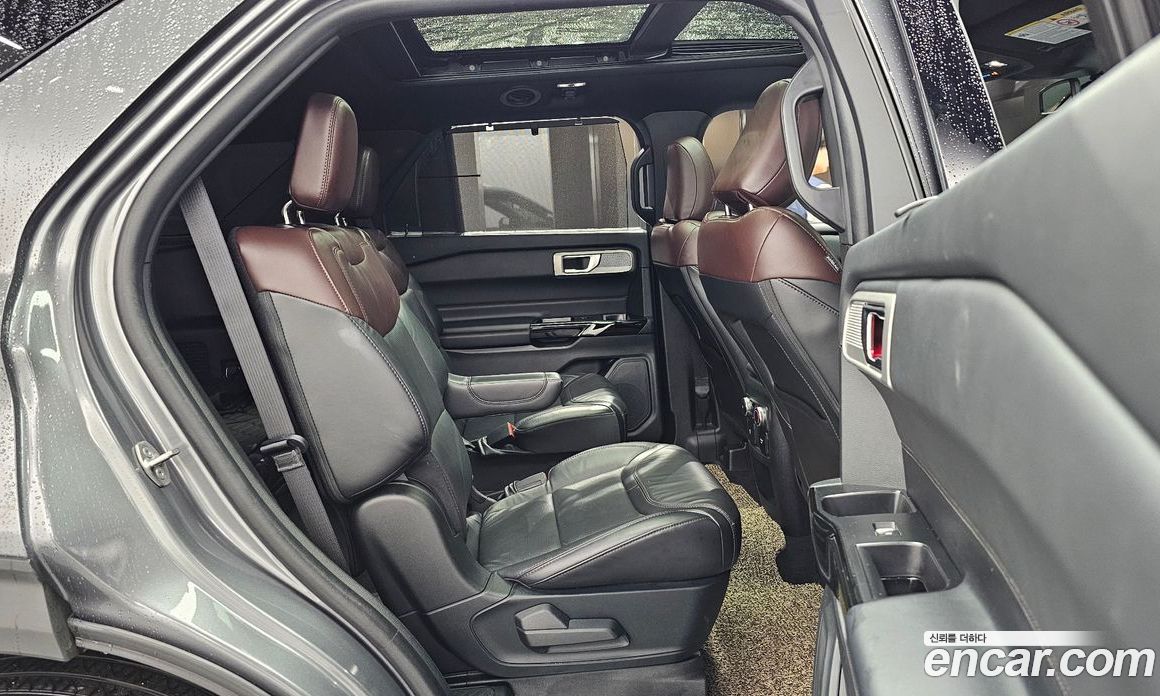 Ford Explorer 3.0 Platinum 4WD