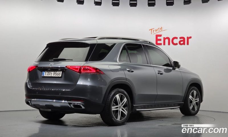 Mercedes Benz GLE-Class GLE300d 4MATIC