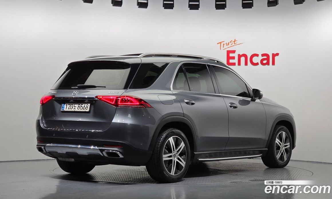 Mercedes Benz GLE-Class GLE300d 4MATIC