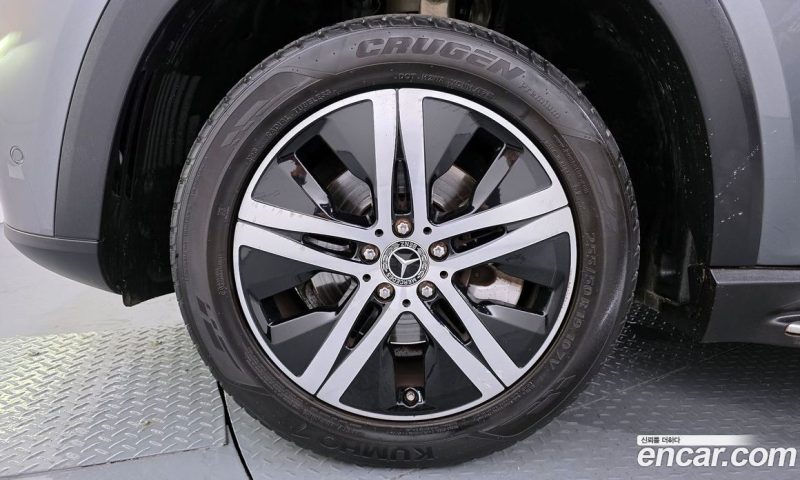 Mercedes Benz GLE-Class GLE300d 4MATIC