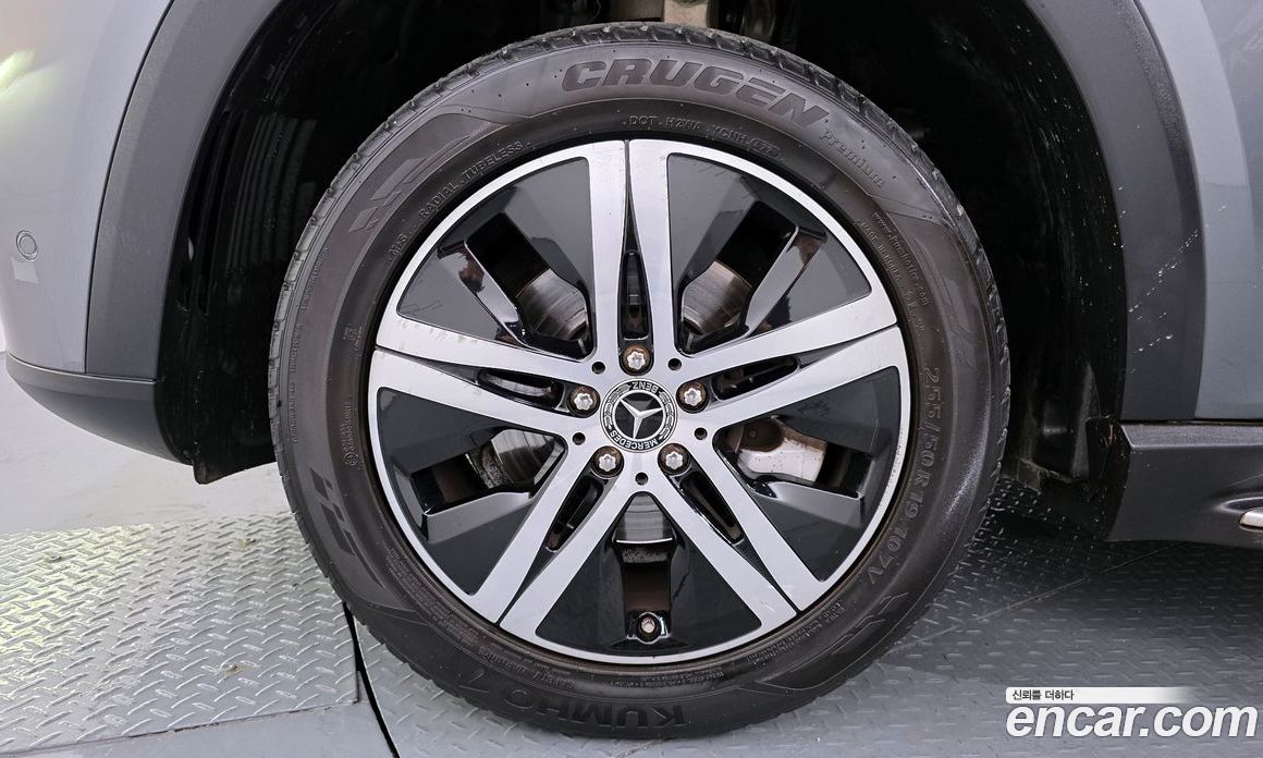 Mercedes Benz GLE-Class GLE300d 4MATIC
