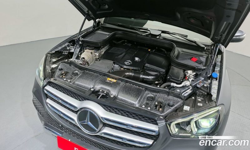 Mercedes Benz GLE-Class GLE300d 4MATIC