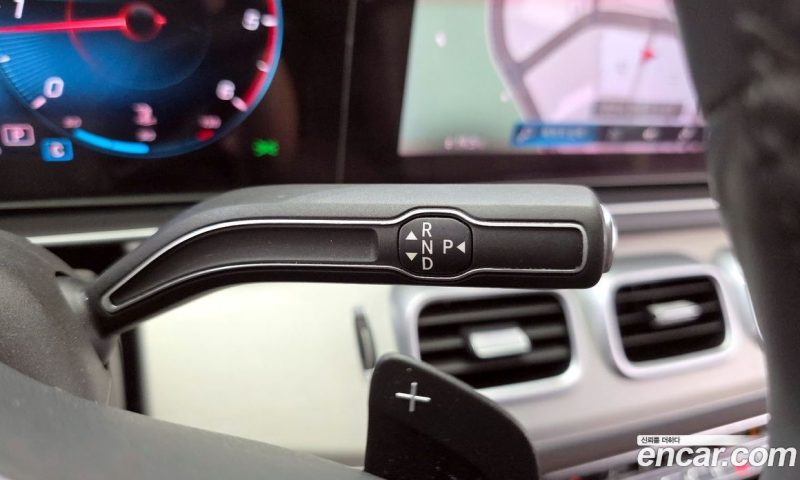 Mercedes Benz GLE-Class GLE300d 4MATIC