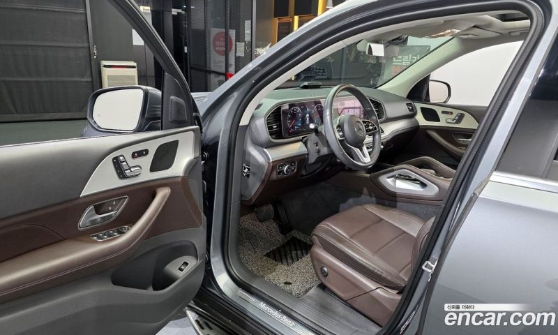 Mercedes Benz GLE-Class GLE300d 4MATIC