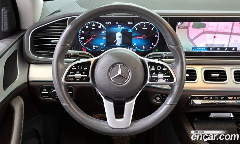Mercedes Benz GLE-Class GLE300d 4MATIC