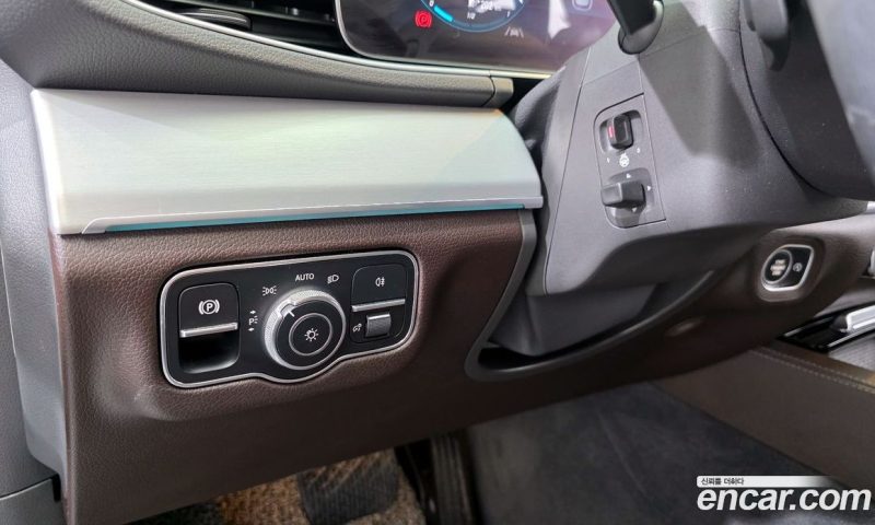 Mercedes Benz GLE-Class GLE300d 4MATIC