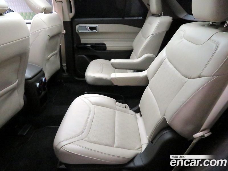Ford Explorer 3.0 Platinum 4WD