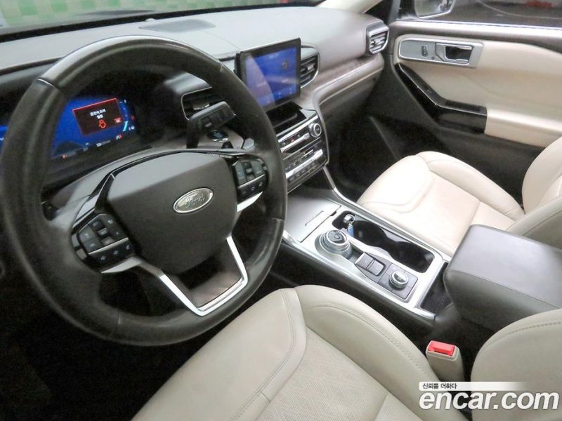 Ford Explorer 3.0 Platinum 4WD