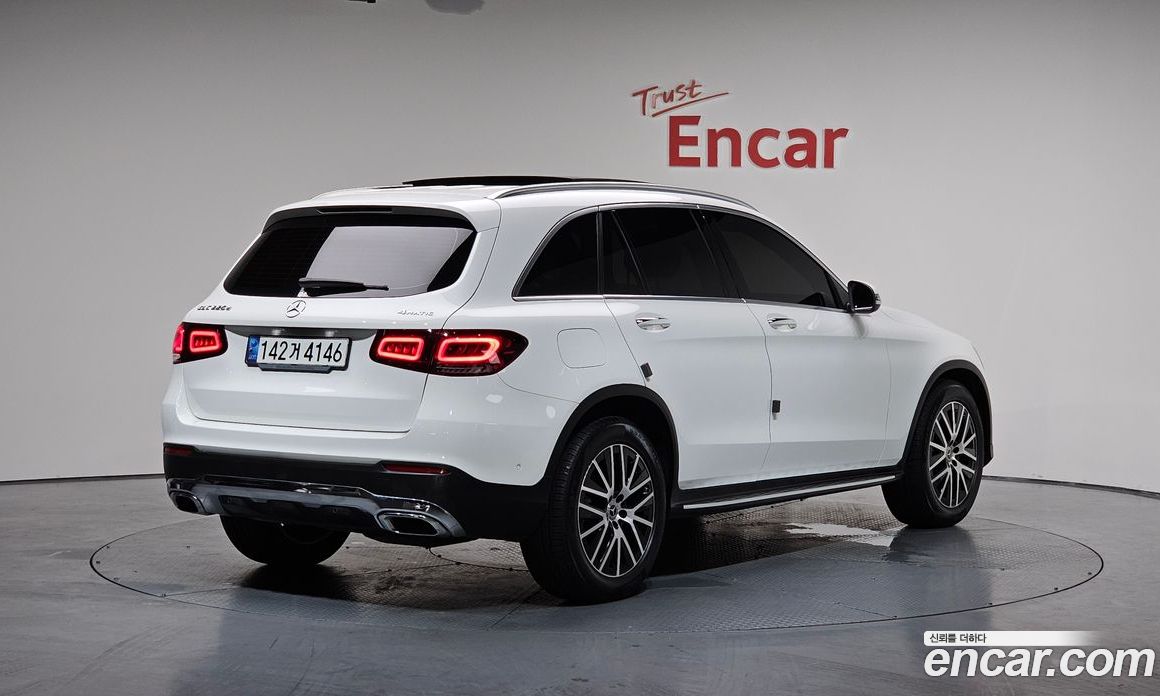 Mercedes Benz GLC-Class GLC220 D 4MATIC