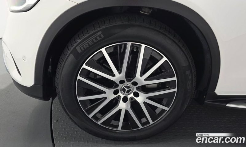 Mercedes Benz GLC-Class GLC220 D 4MATIC