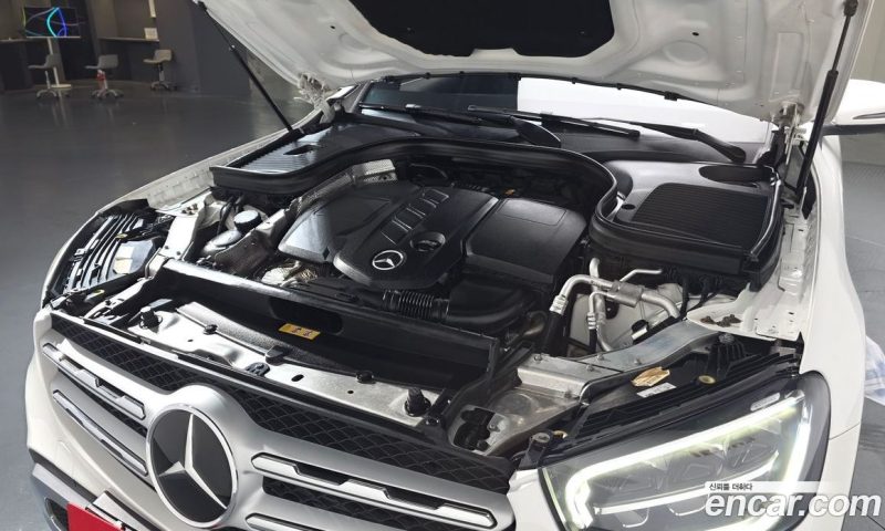 Mercedes Benz GLC-Class GLC220 D 4MATIC