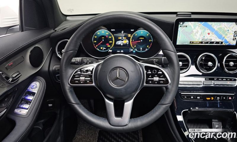 Mercedes Benz GLC-Class GLC220 D 4MATIC