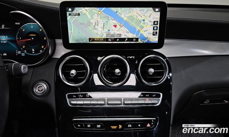 Mercedes Benz GLC-Class GLC220 D 4MATIC