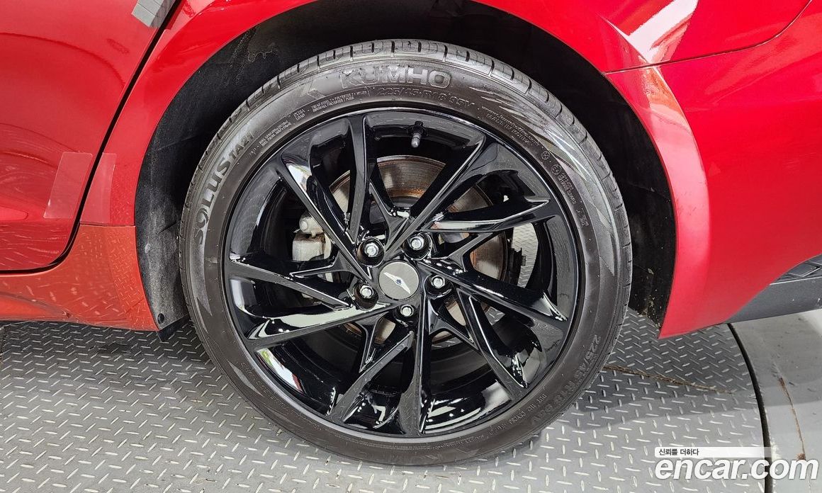 Genesis G70 Gasoline 2.0T 4WD