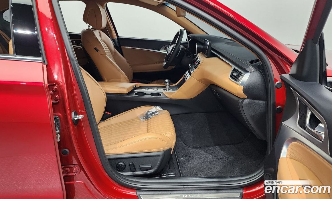 Genesis G70 Gasoline 2.0T 4WD