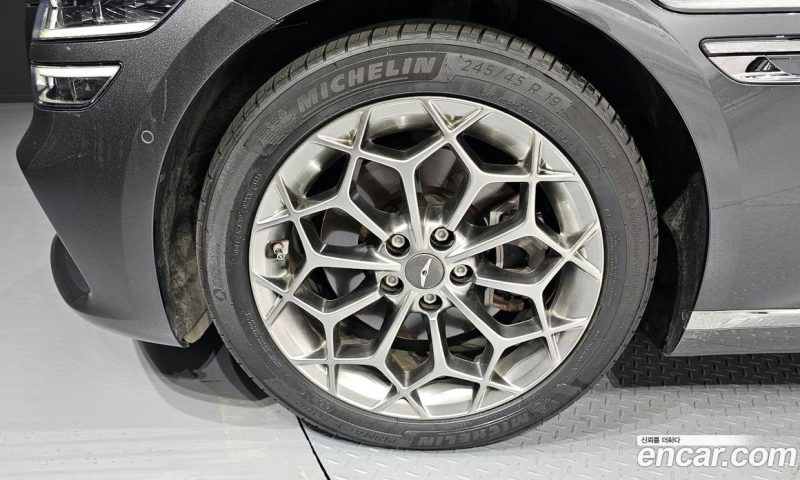 Genesis G80 Gasoline 2.5 Turbo 2WD