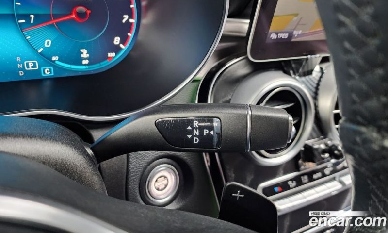 Mercedes Benz C-Class C200 AMG Line