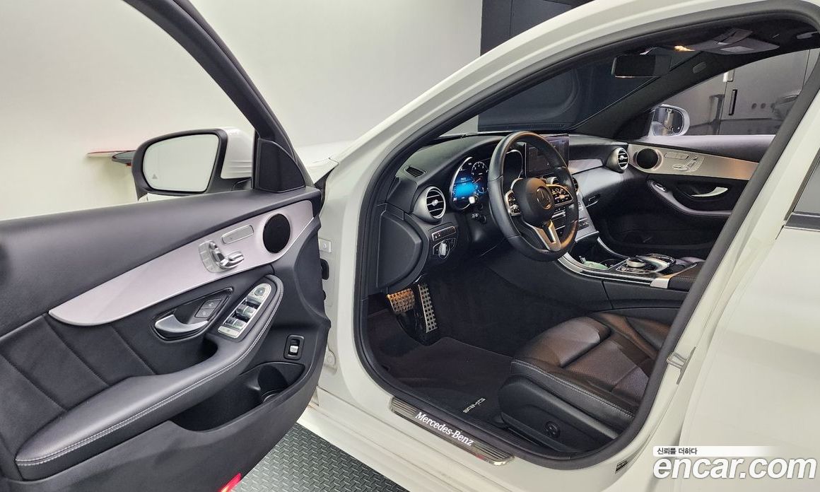 Mercedes Benz C-Class C200 AMG Line