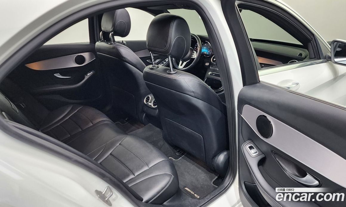 Mercedes Benz C-Class C200 AMG Line