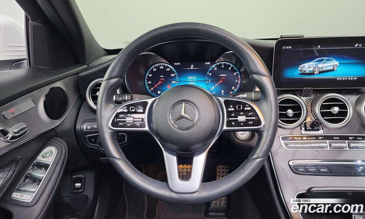 Mercedes Benz C-Class C200 AMG Line