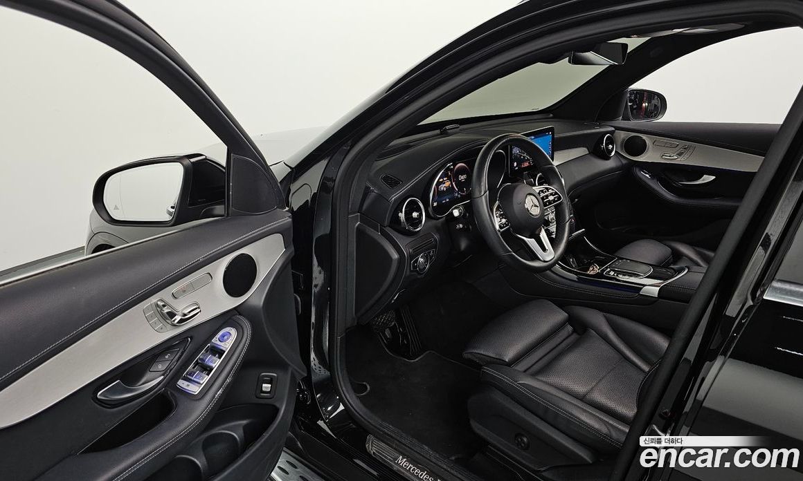 Mercedes Benz GLC-Class GLC220 D 4MATIC