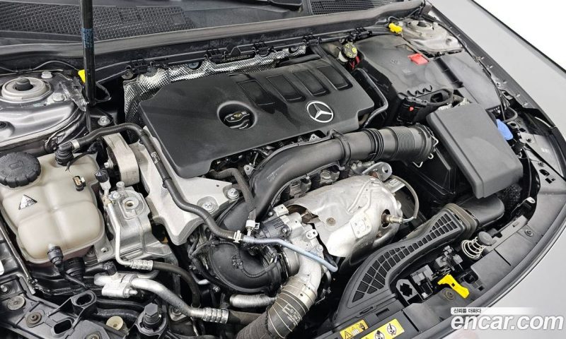 Mercedes Benz CLA-Class CLA250 4MATIC