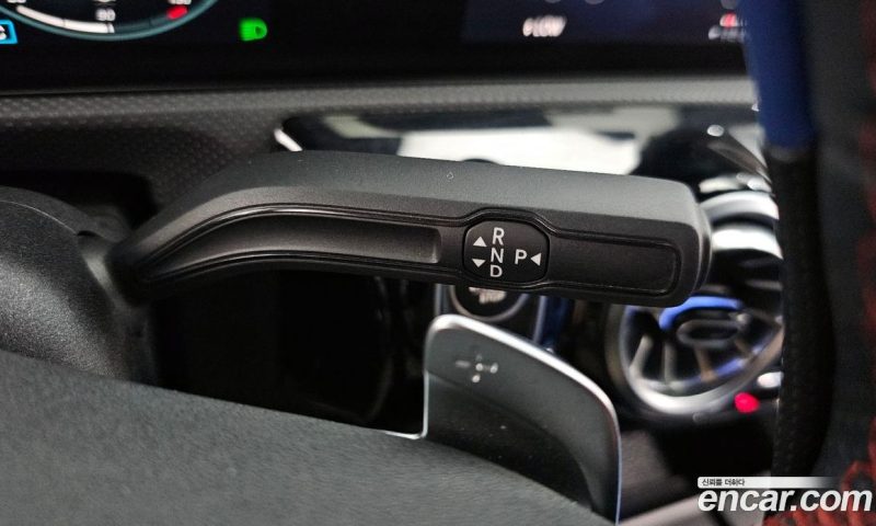 Mercedes Benz CLA-Class CLA250 4MATIC