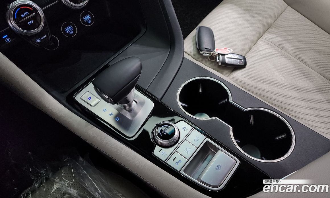 Genesis G70 Gasoline 2.0T 2WD