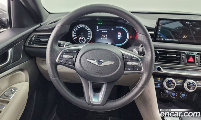 Genesis G70 Gasoline 2.0T 2WD