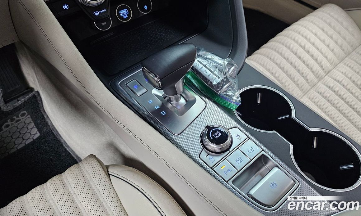 Genesis G70 Gasoline 2.0T 2WD