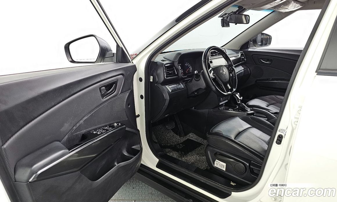 SsangYong Tivoli Gasoline 1.5 2WD