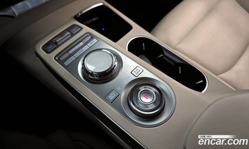 Genesis GV70 2.5T Gasoline AWD