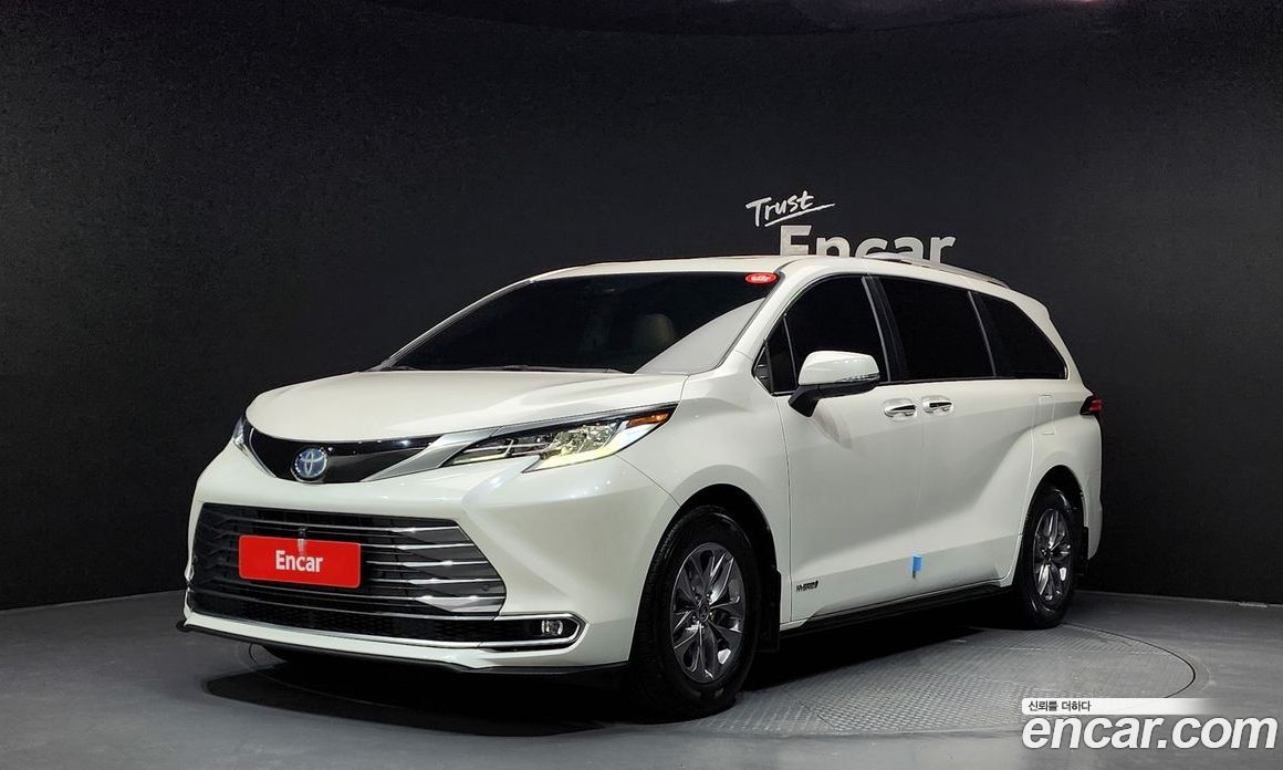 Toyota Sienna 2.5 Hybrid AWD