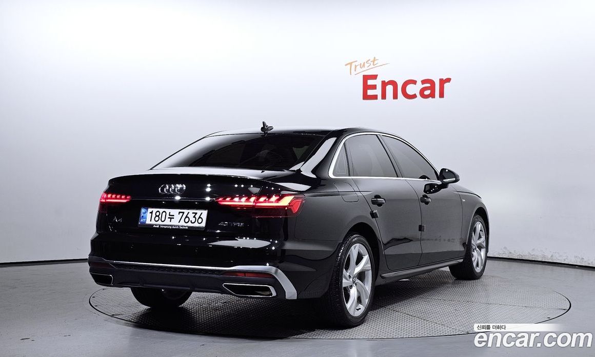Audi A4 45 TFSI Premium