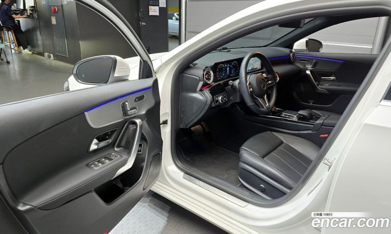 Mercedes Benz A-Class A220 Sedan