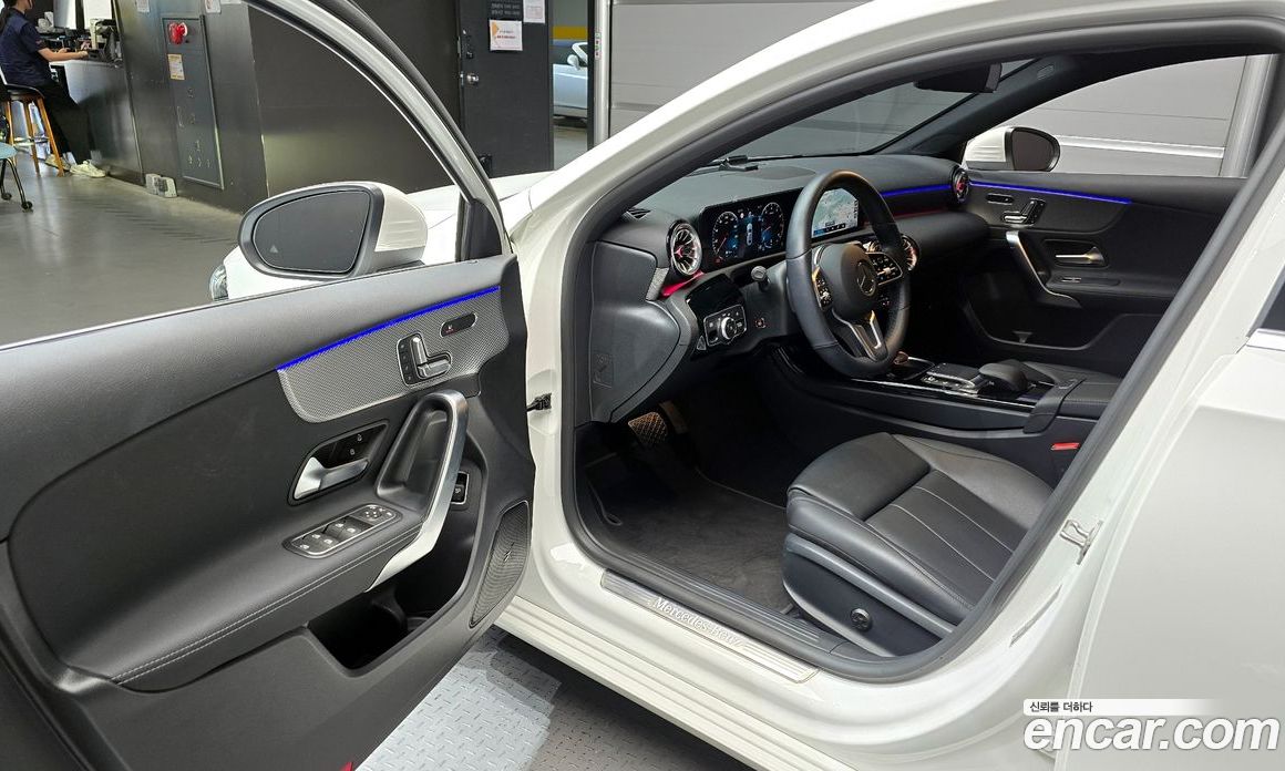Mercedes Benz A-Class A220 Sedan