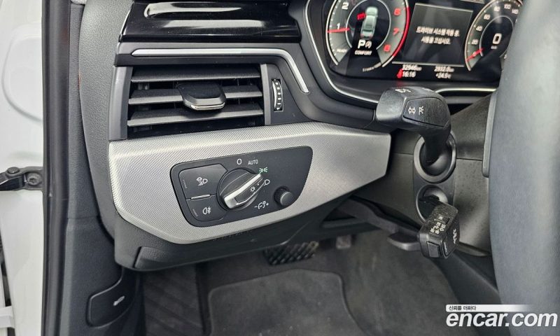 Audi A4 40 TFSI