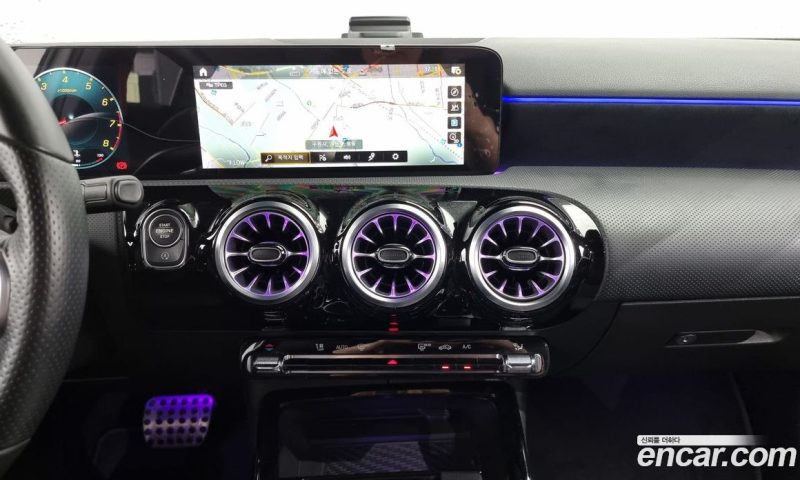 Mercedes Benz A-Class AMG A35 4MATIC Sedan