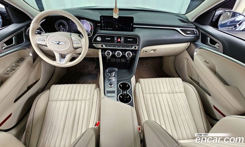 Genesis G70 Gasoline 2.0T 2WD