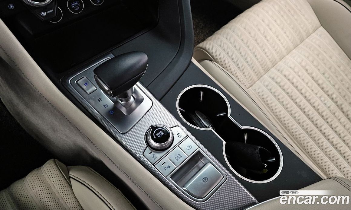 Genesis G70 Gasoline 2.0T 2WD