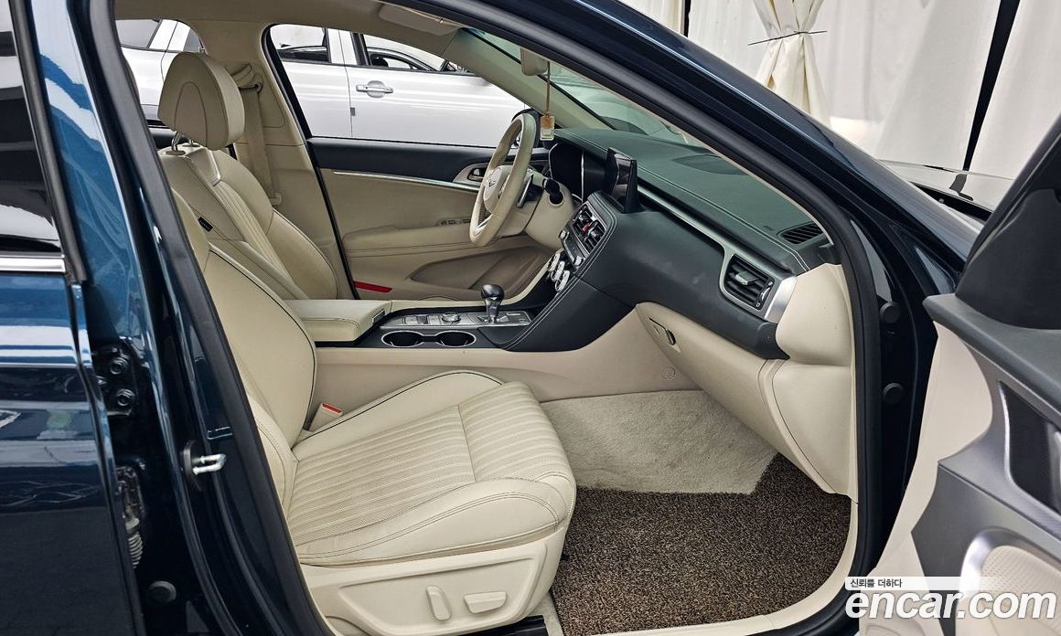 Genesis G70 Gasoline 2.0T 2WD