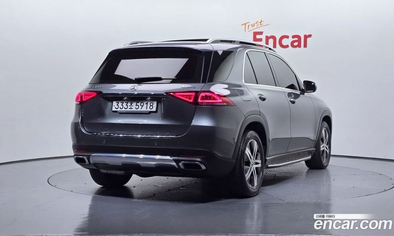 Mercedes Benz GLE-Class GLE300d 4MATIC
