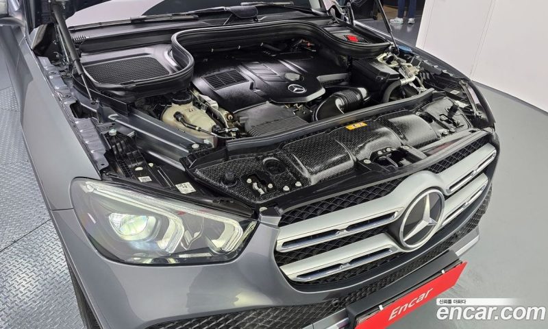 Mercedes Benz GLE-Class GLE300d 4MATIC