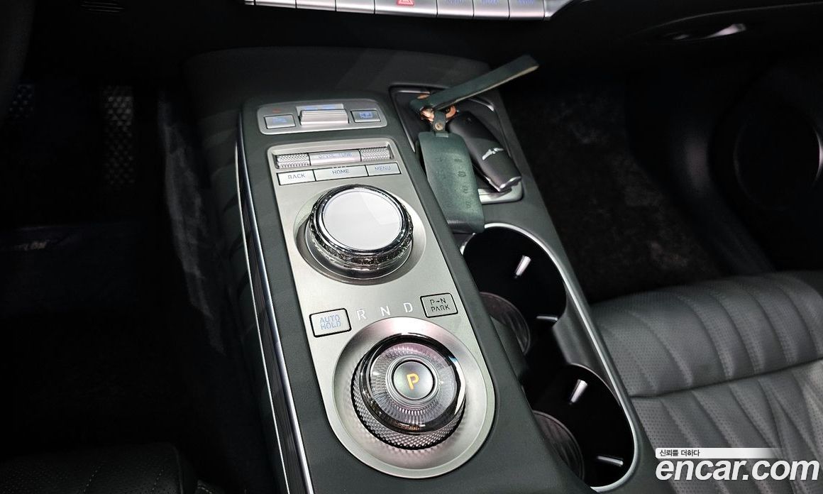 Genesis GV70 2.5T Gasoline 2WD