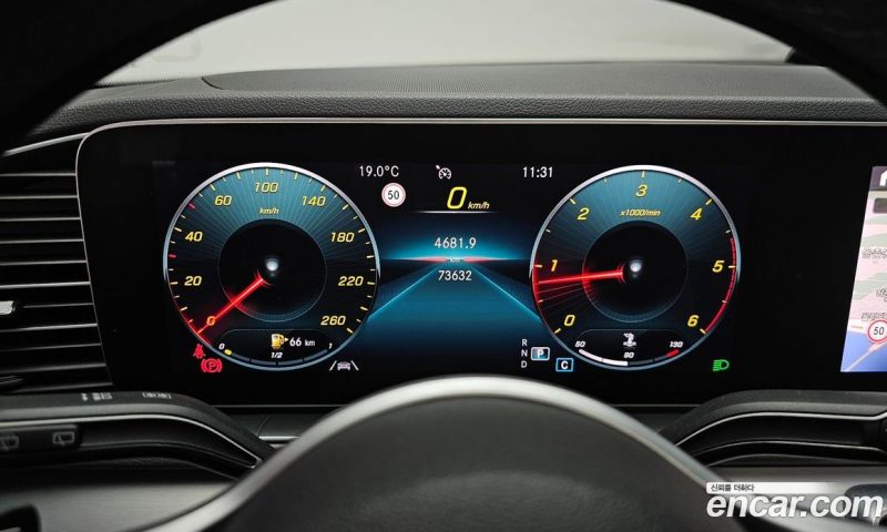 Mercedes Benz GLE-Class GLE300d 4MATIC