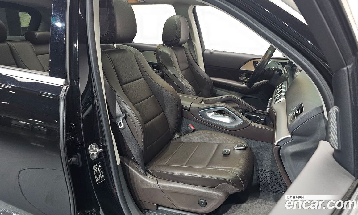 Mercedes Benz GLE-Class GLE300d 4MATIC