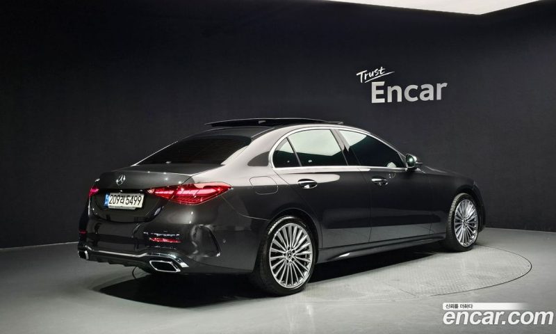 Mercedes Benz C-Class C300 AMG Line
