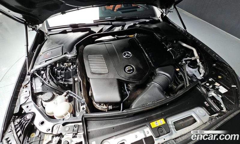 Mercedes Benz C-Class C300 AMG Line