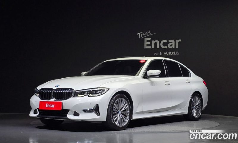 BMW 3-Series i320 Luxury